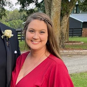 Meet your Posher, Whitney